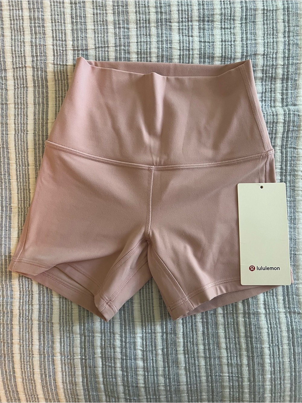 Lululemon Align High-Rise Short 4”, NWT